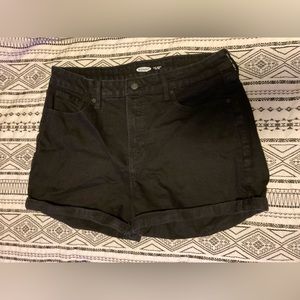 Old Navy Black High Rise OG Short Size 14
